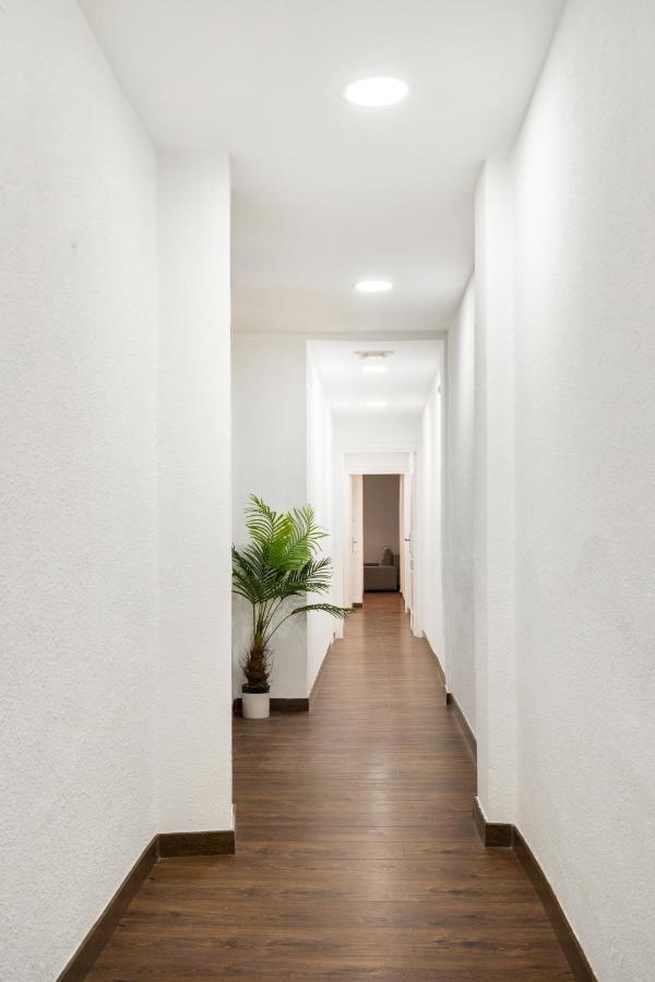 Apartamento En La Puerta Del Sol Leilighet Madrid Eksteriør bilde