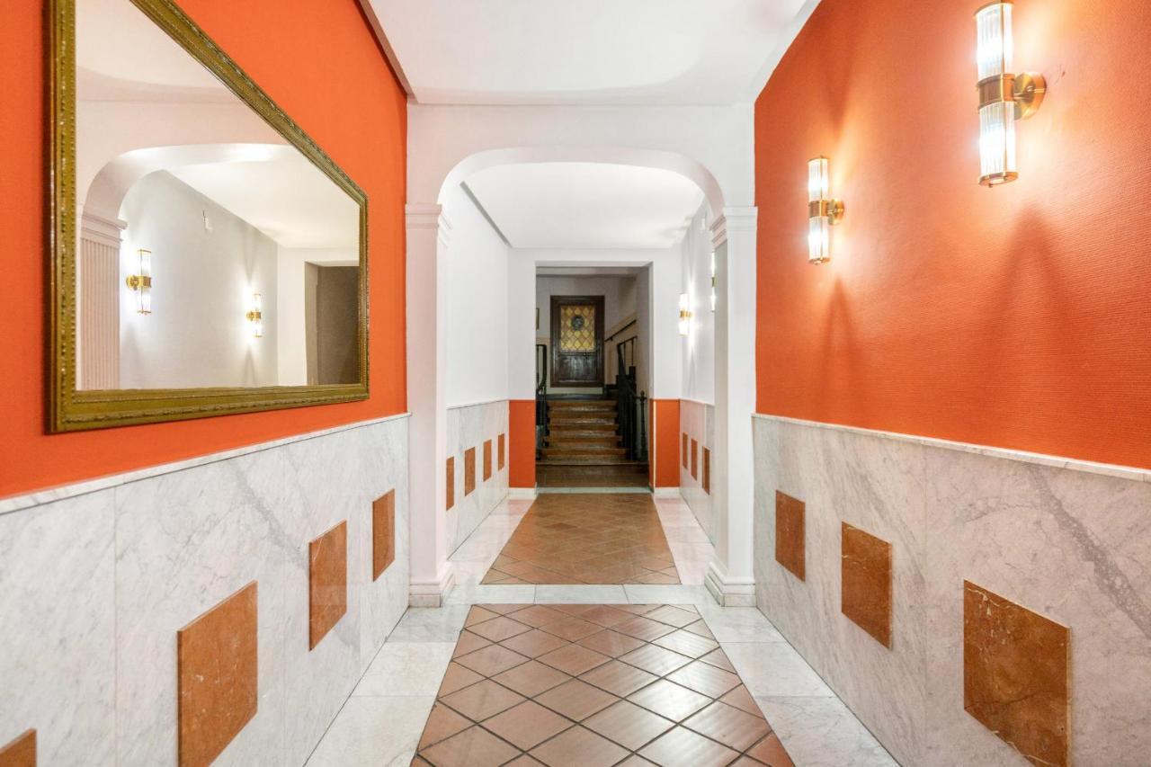 Apartamento En La Puerta Del Sol Leilighet Madrid Eksteriør bilde